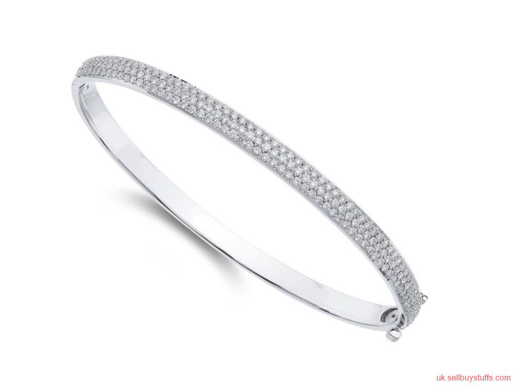 second hand/new: 18ct White Gold Pave Set 3.15ct GH-SI 5.7mm Diamond Bangle