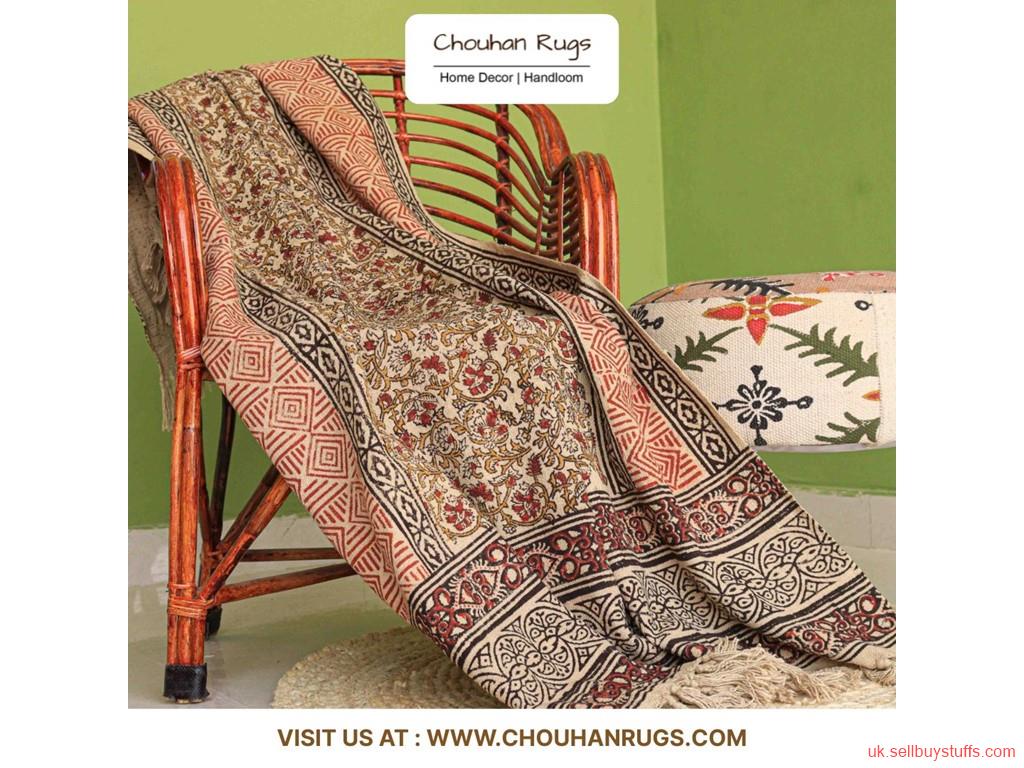 second hand/new: Elevate your decor with a stylish and versatile cotton throw blanket essential.