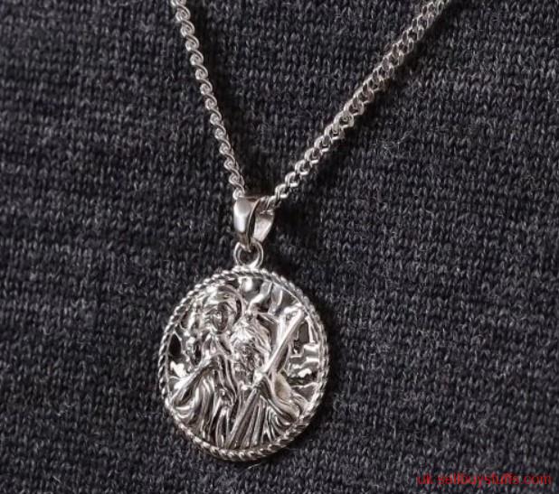 second hand/new: St Christopher chain necklace